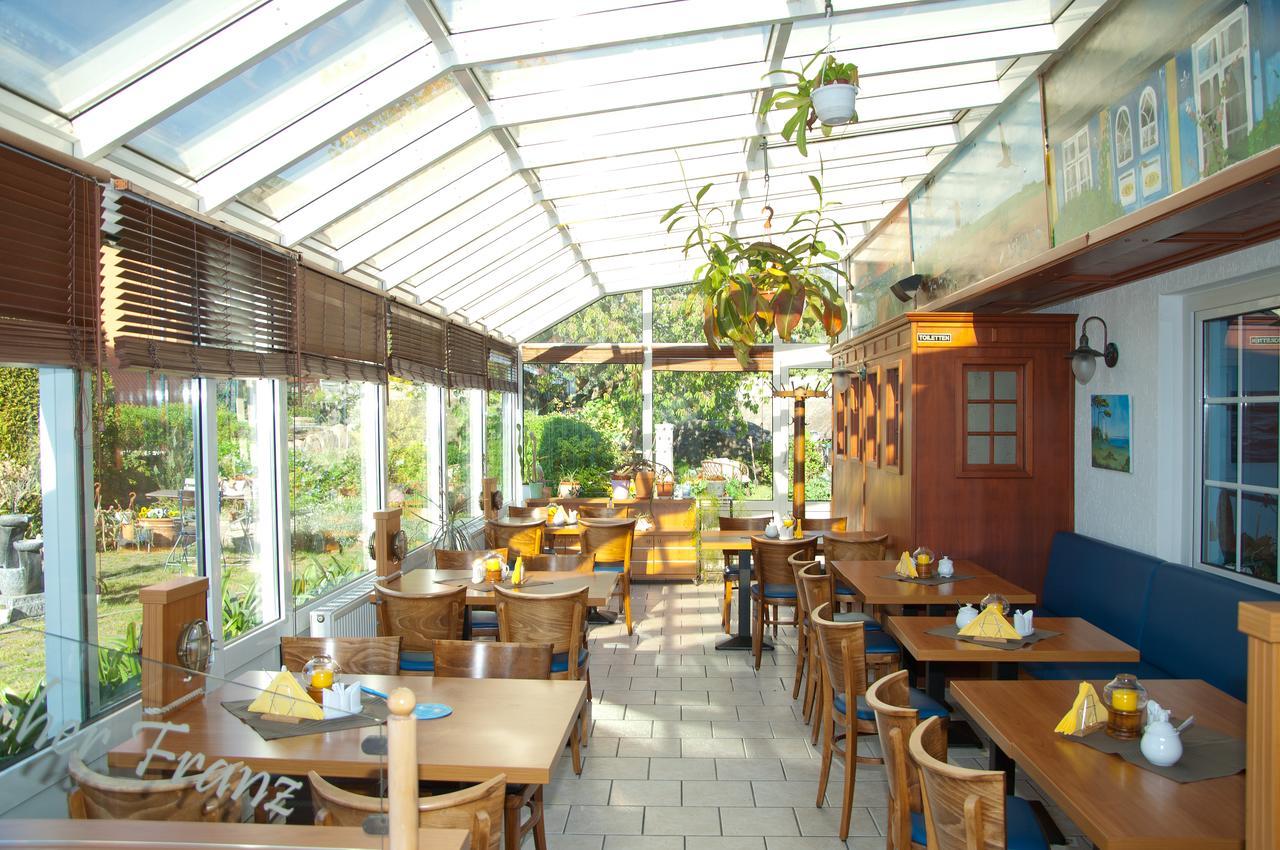 Ferien Unterm Reetdach In Gohren Hotel Goehren  Exterior photo